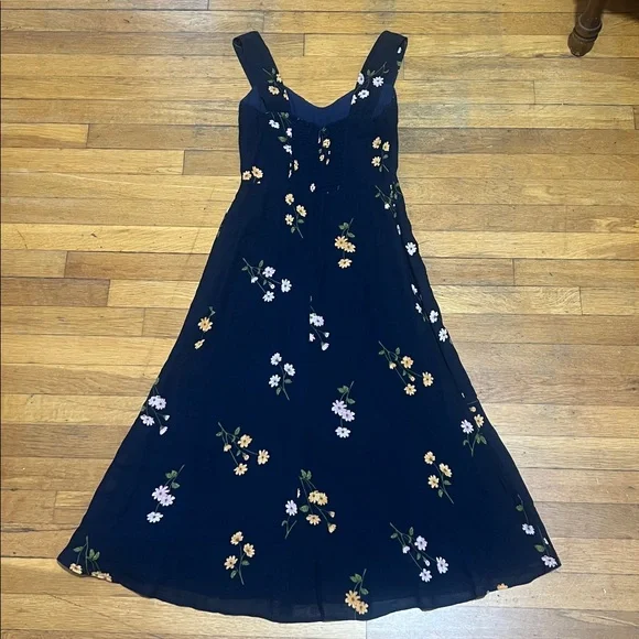 Reformation The Fulton Midi Dress in Navy Floral, size 4 - Picture 15 of 16